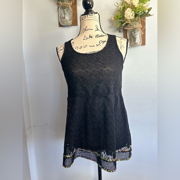 Hem & Thread Tops - Hem & Thread by Anthro black lace blouse floral print hem romantic cottage core